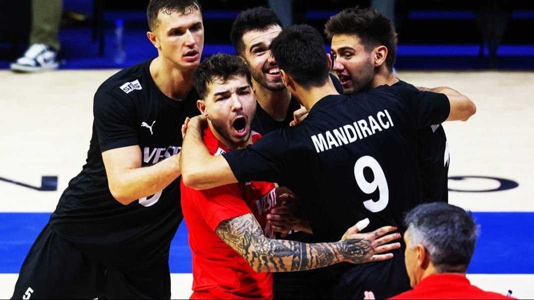Çeyrek final bileti için kritik mücadele! Türkiye-Hollanda voleybol maçında dev heyecan 6